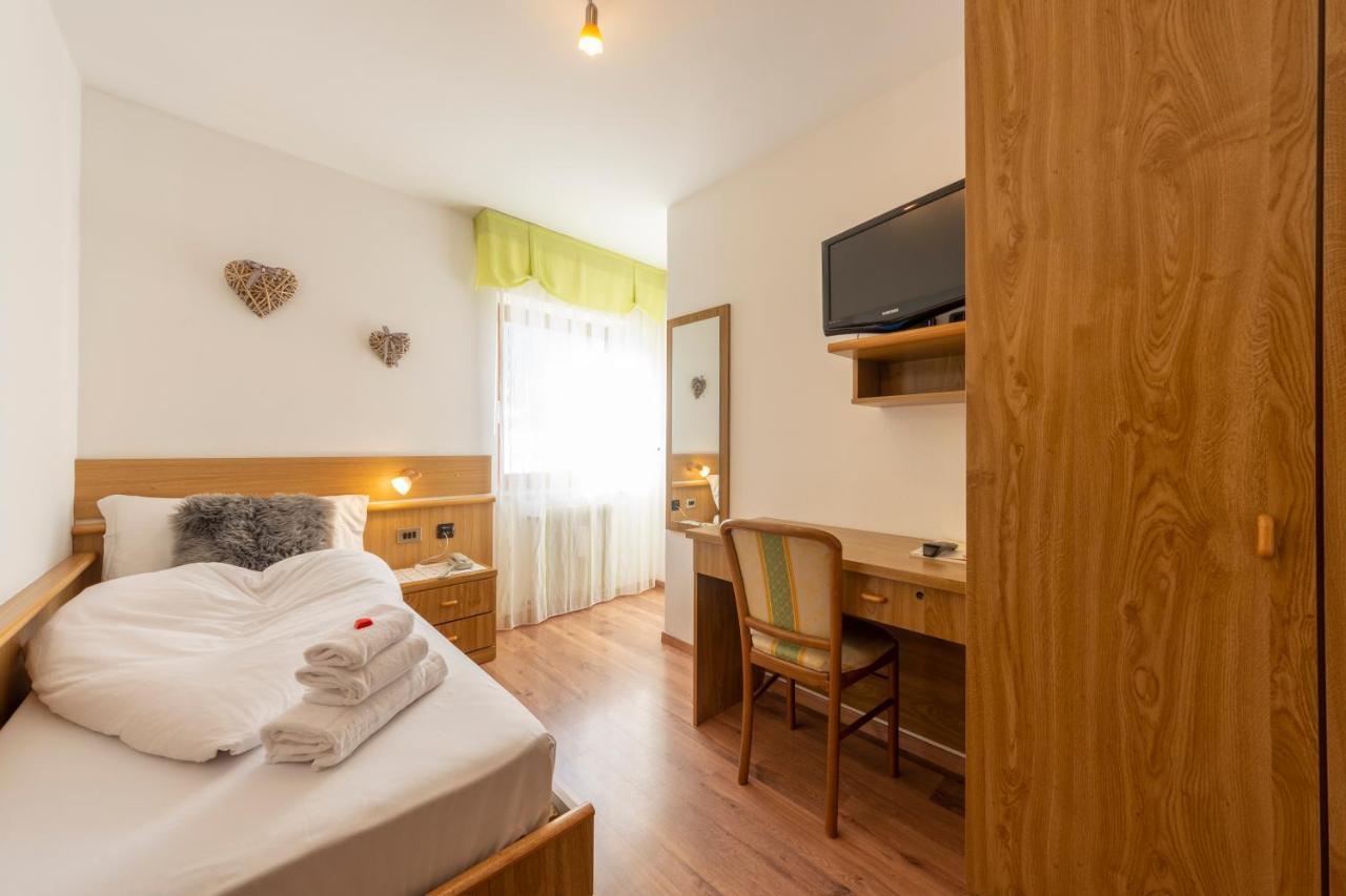 Hotel Ciampian Moena Ngoại thất bức ảnh